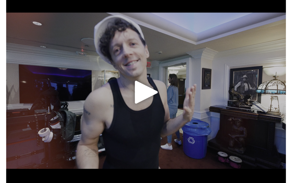 I Feel Like Dancing (Behind The Scenes)