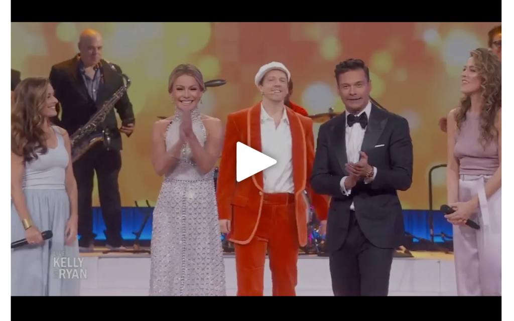 I Feel Like Dancing (LIVE with Kelly & Ryan)